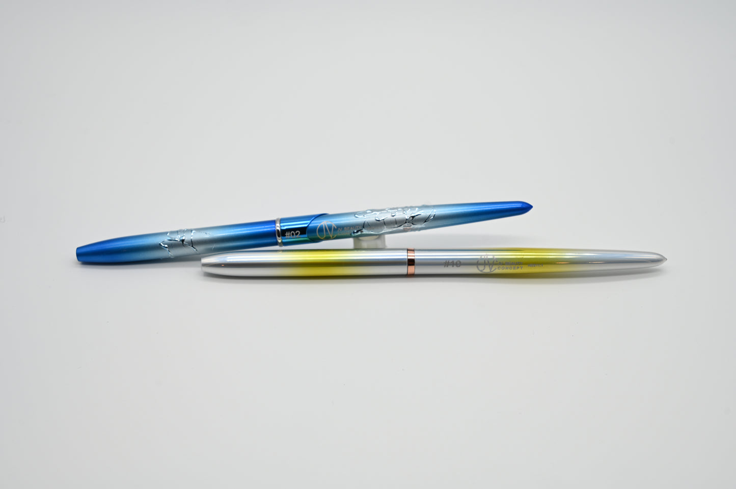 Kolinsky Acrylic Brush #10 – perfect for precise acrylic nail sculpting, smooth bead pickup, and effortless control for salon-quality nails.