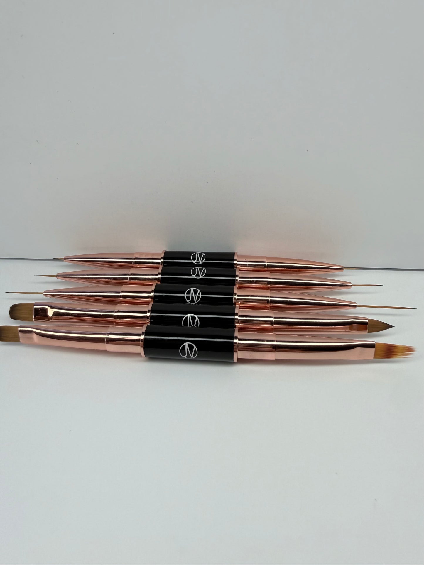 Nail Art Brushes Set, Professional 5Pcs Double-Ended Nail Brush Kit for Details, Long Lines, Ombre & 3D Design-Perfect for DIY Manicures & Salons (rose gold ,black)